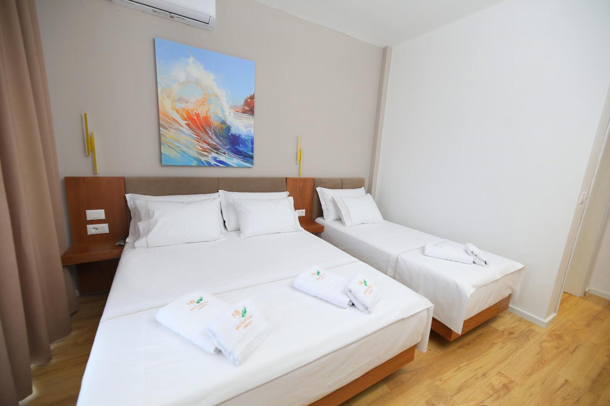 Отель Mezzanine Bay Химара Экстерьер фото